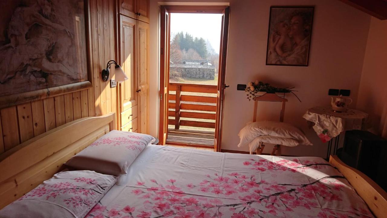 Villa Casa Delle Rose à Teglio Extérieur photo