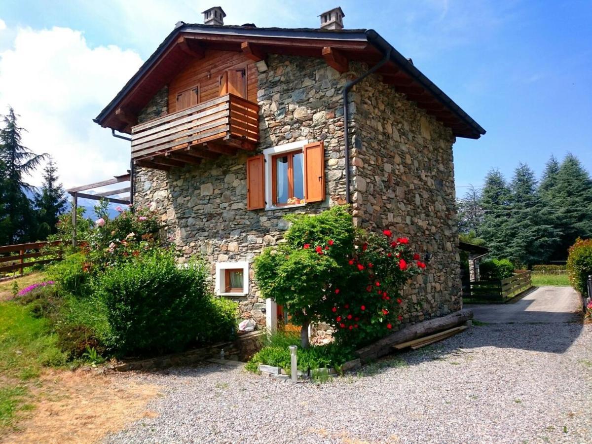 Villa Casa Delle Rose à Teglio Extérieur photo