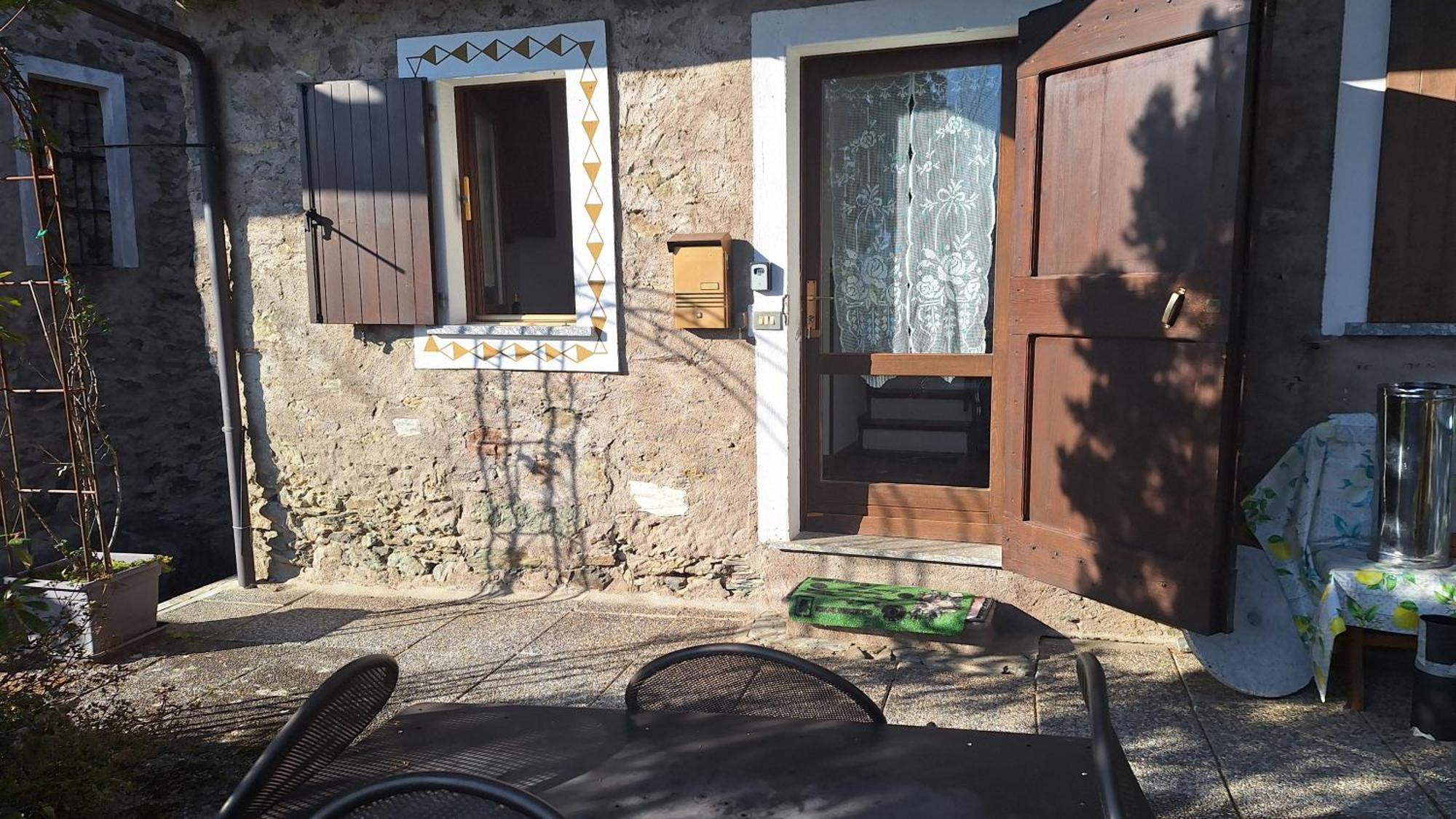 Villa Casa Delle Rose à Teglio Extérieur photo