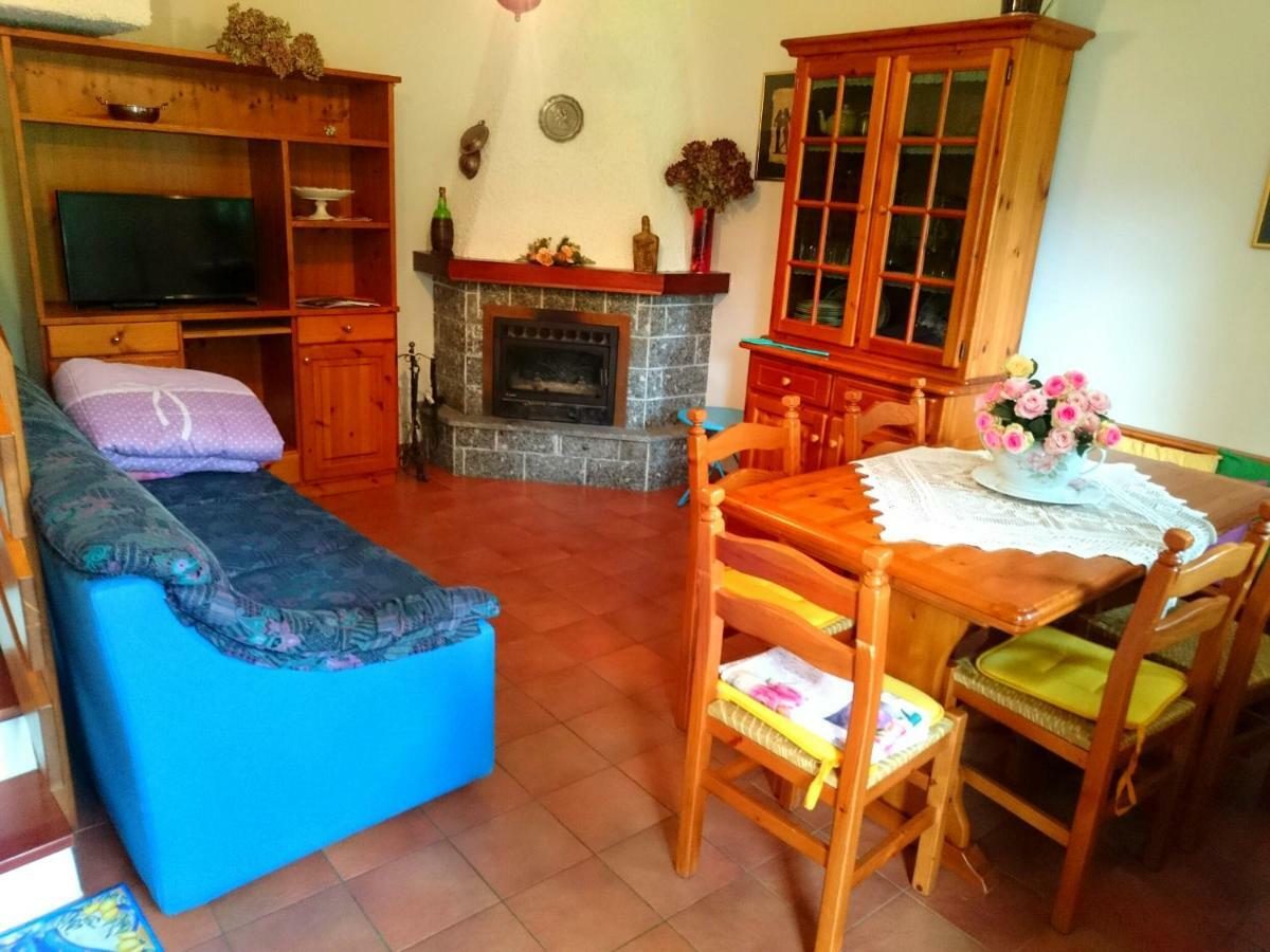 Villa Casa Delle Rose à Teglio Extérieur photo